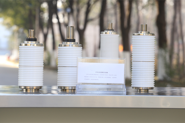 真空開關管絕緣外殼采用玻璃材料，優勢多多！